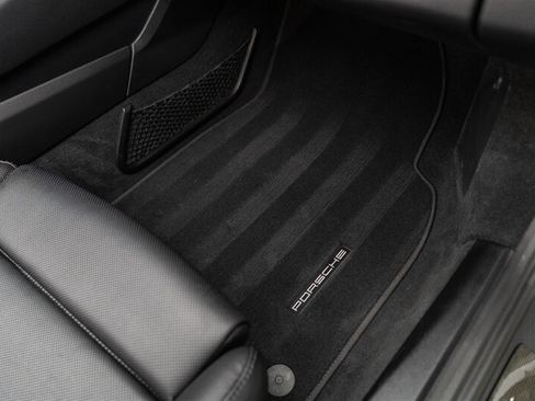 Used 2015 Porsche 911 Turbo S AWD/4WD image 70