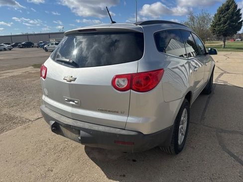 Used 2011 Chevrolet Traverse LT w/ Personal Connectivity Package AWD/4WD image 7
