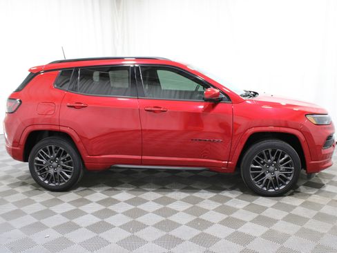 Used 2022 Jeep Compass Limited w/ (RED) Package image 35