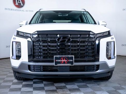 Certified 2025 Hyundai Palisade SEL FWD image 2