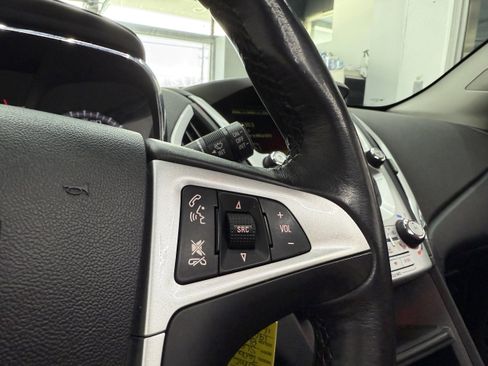 Used 2017 GMC Terrain SLE image 16