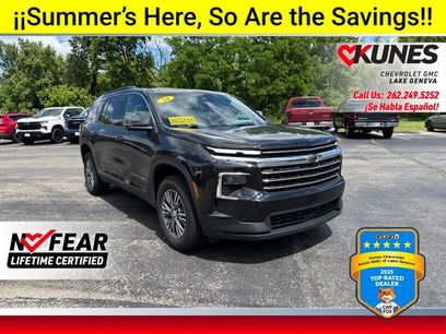 Used 2024 Chevrolet Traverse LT