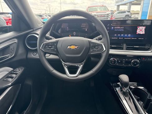 New 2026 Chevrolet Trax LT w/ Driver Confidence Package FWD image 16