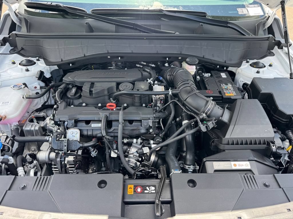 New 2026 Hyundai Kona Limited FWD image 18