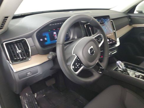 Used 2025 Volvo XC90 B6 Plus w/ Protection Package Premier AWD/4WD image 24
