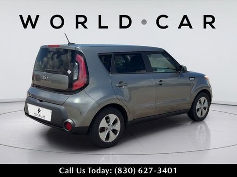 Used 2016 Kia Soul FWD image 6