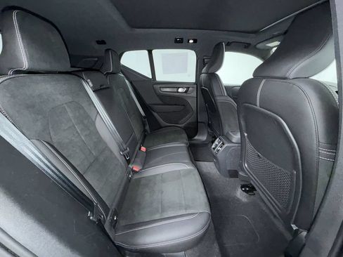 Used 2023 Volvo XC40 Recharge Plus AWD/4WD image 17