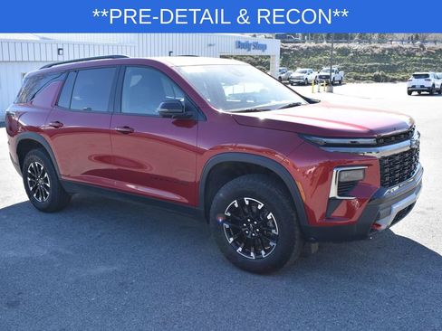 Used 2024 Chevrolet Traverse Z71 w/ LPO, Floor Liner Package image 6