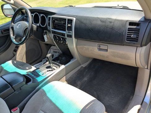 Used 2005 Toyota 4Runner 2WD image 32