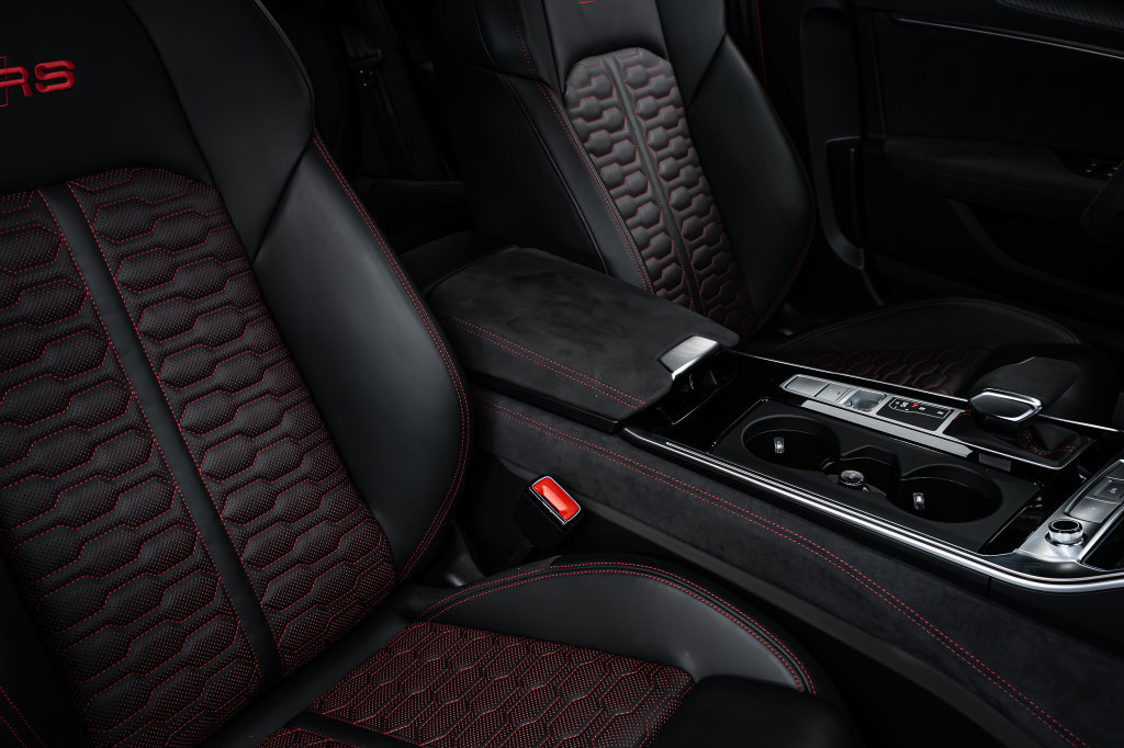 Used 2022 Audi RS 7 Sportback w/ Black Optic Package AWD/4WD image 29