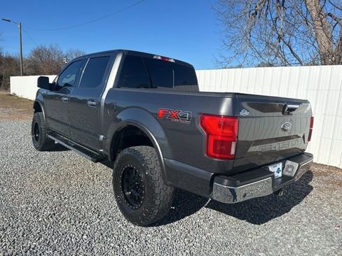 Used 2019 Ford F150 Lariat image 3