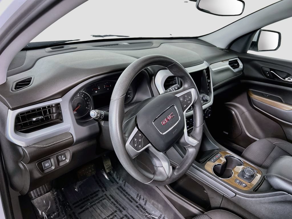 Certified 2023 GMC Acadia SLE w/ Infotainment Package AWD/4WD image 9