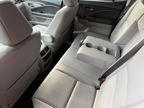 Used 2022 Honda Ridgeline RTL-E image 16