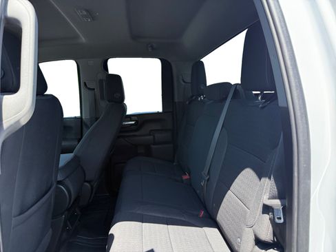 Used 2022 Chevrolet Silverado 2500 Custom w/ Custom Value Package AWD/4WD image 11