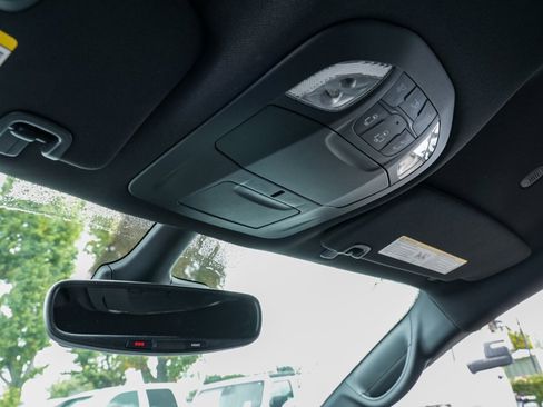 New 2026 Chrysler Pacifica Select image 29