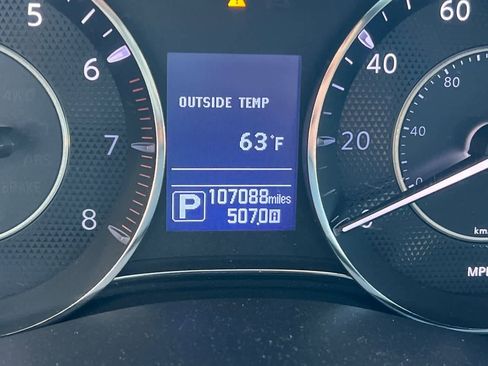 Used 2017 Nissan Armada Platinum image 24