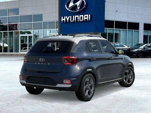 New 2026 Hyundai Venue SEL FWD image 5