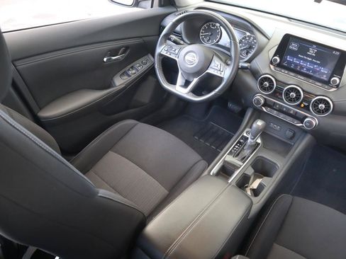 Used 2022 Nissan Sentra SV FWD image 15