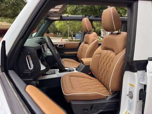 Used 2026 Ford Bronco Outer Banks AWD/4WD image 18