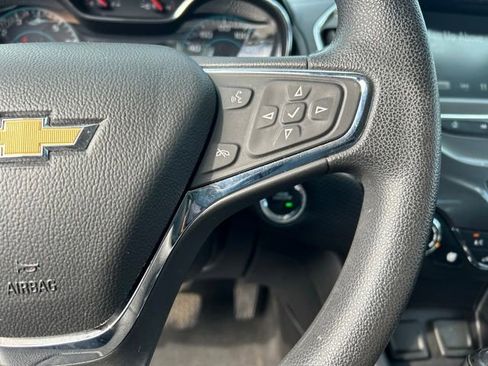 Used 2017 Chevrolet Cruze LT w/ Convenience Package FWD image 17
