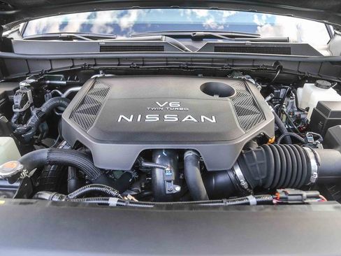 New 2026 Nissan Armada PRO-4X w/ Captain's Chari Seat Package AWD/4WD image 12