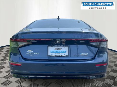 Used 2025 Honda Accord Touring image 5