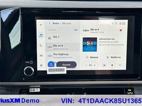 Used 2025 Toyota Camry SE w/ Convenience Package image 52