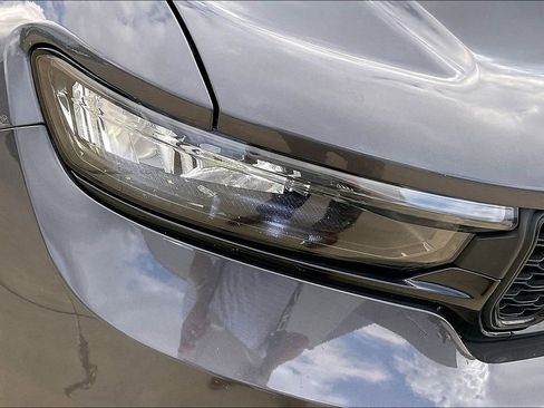 Used 2023 Jeep Grand Cherokee L Laredo image 27