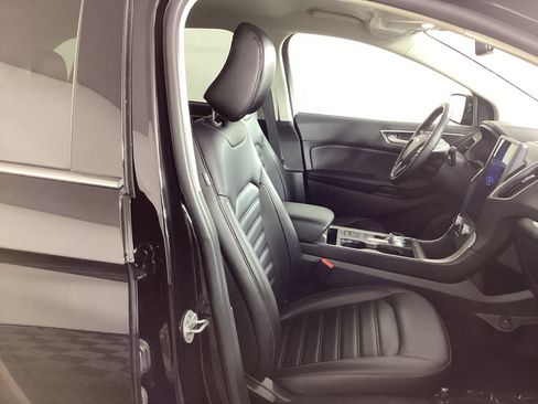Used 2024 Ford Edge SEL w/ Convenience Package AWD/4WD image 8