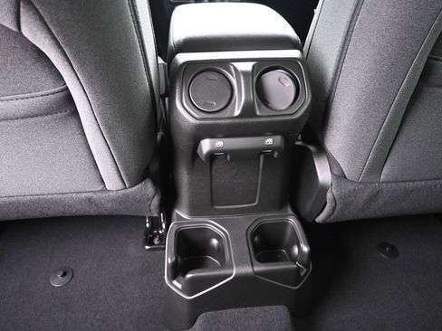 New 2026 Jeep Cherokee Limited image 18