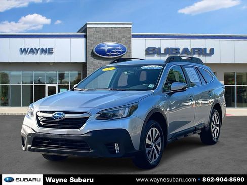 Used 2021 Subaru Outback Premium image 2