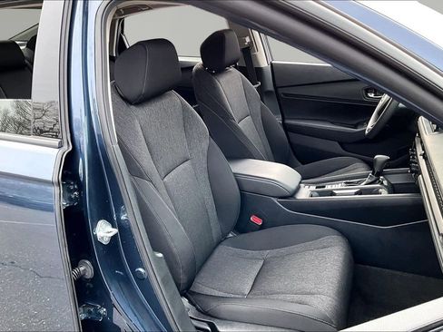 Used 2025 Honda Accord SE image 22