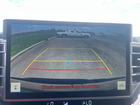New 2026 Toyota Tundra Limited AWD/4WD image 17