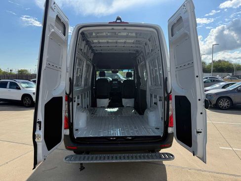 Certified 2024 Mercedes-Benz Sprinter 2500 image 16