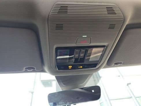 New 2025 Volkswagen Atlas SEL Premium R-Line image 21