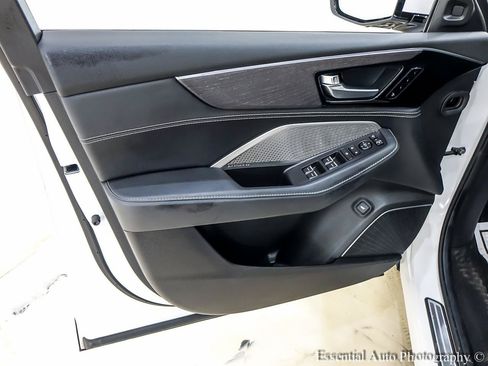Used 2023 Acura MDX SH-AWD w/ Advance Package image 30