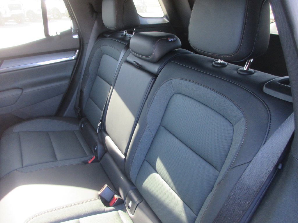 New 2027 GMC Terrain AT4 w/ Convenience Package III AWD/4WD image 12