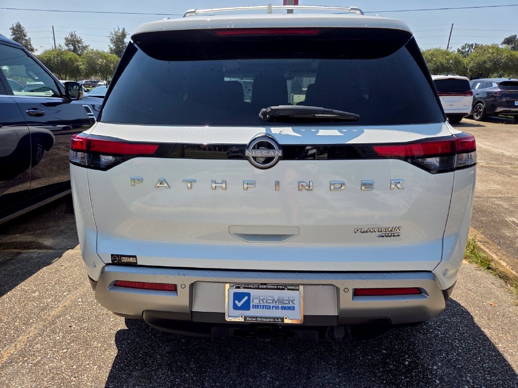 Used 2024 Nissan Pathfinder Platinum AWD/4WD image 6