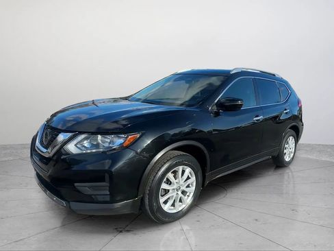 Used 2019 Nissan Rogue SV image 1