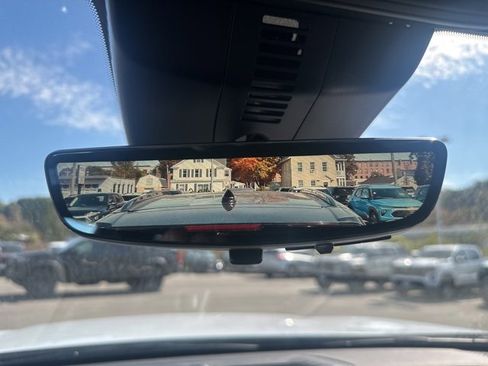 New 2026 Chevrolet Traverse LT w/ Driver Confidence Package image 10