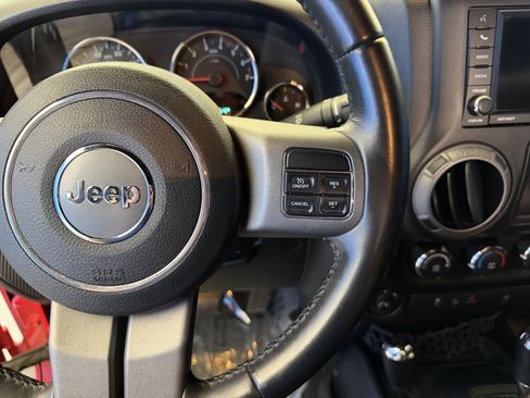 Used 2017 Jeep Wrangler Sport AWD/4WD image 15
