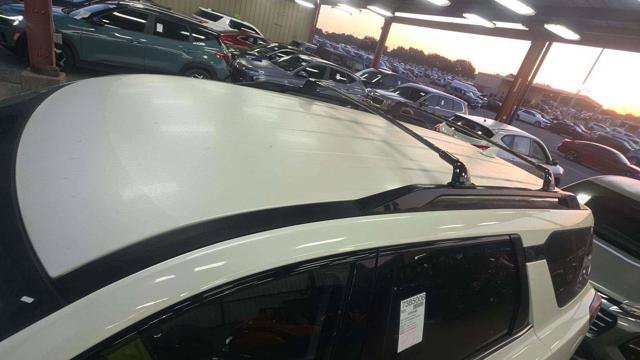 Used 2022 Nissan Pathfinder SV FWD image 9