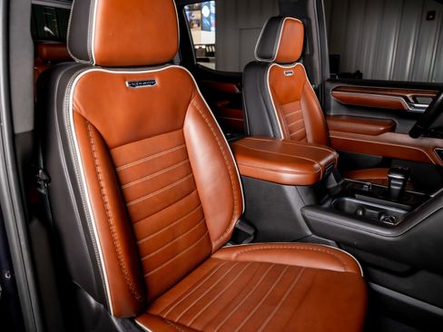 Used 2024 GMC Sierra 1500 Denali Ultimate image 21