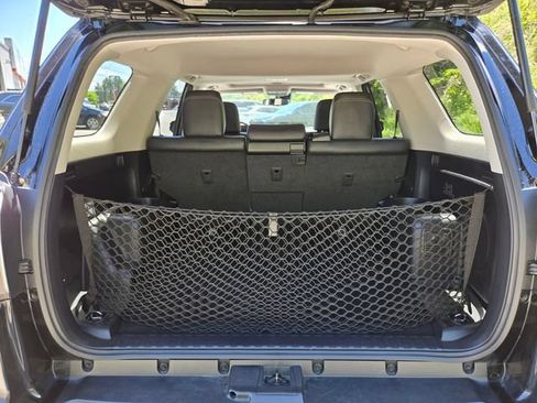 Used 2021 Toyota 4Runner Limited AWD/4WD image 19