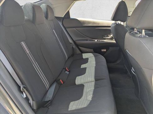 Used 2023 Hyundai Elantra Blue FWD image 18