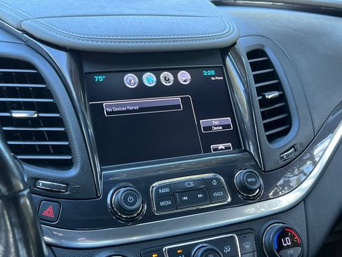 Used 2018 Chevrolet Impala LT w/ LT Leather Package FWD image 36