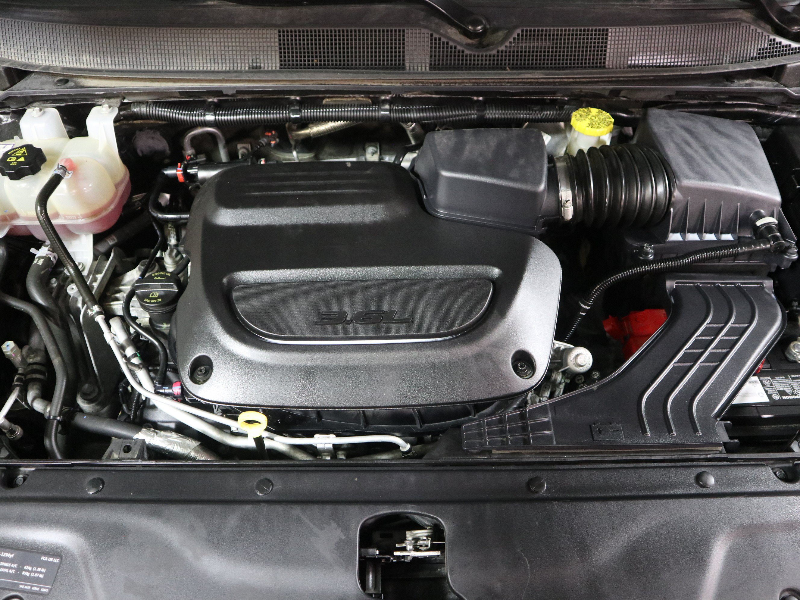 Used 2023 Chrysler Pacifica Touring-L FWD image 14