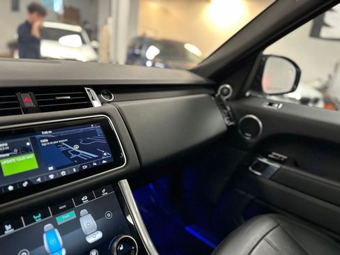 Used 2021 Land Rover Range Rover Sport HSE Silver Edition image 33