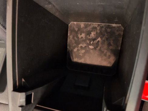 Used 2023 Chevrolet Colorado Trail Boss w/ Technology Package image 46