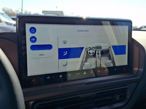 Used 2025 Ford Bronco Sport Outer Banks w/ Sasquatch Outer Banks Package image 15